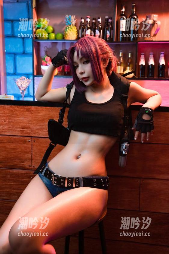 高清黑色写真集，Umeko J简直是在和影像较劲，难道她在跟我玩花样？